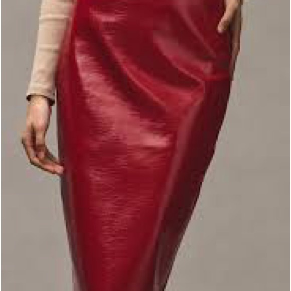 Shiny Red Pleather Knee Length Skirt - Picture 1 of 3